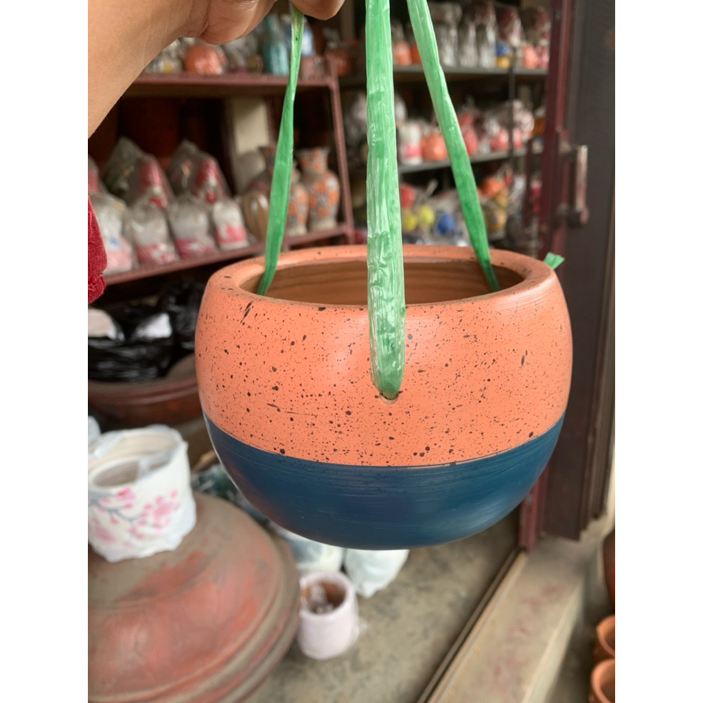 pot gantung bulat D14 T10 gerabah keramik tanah liat