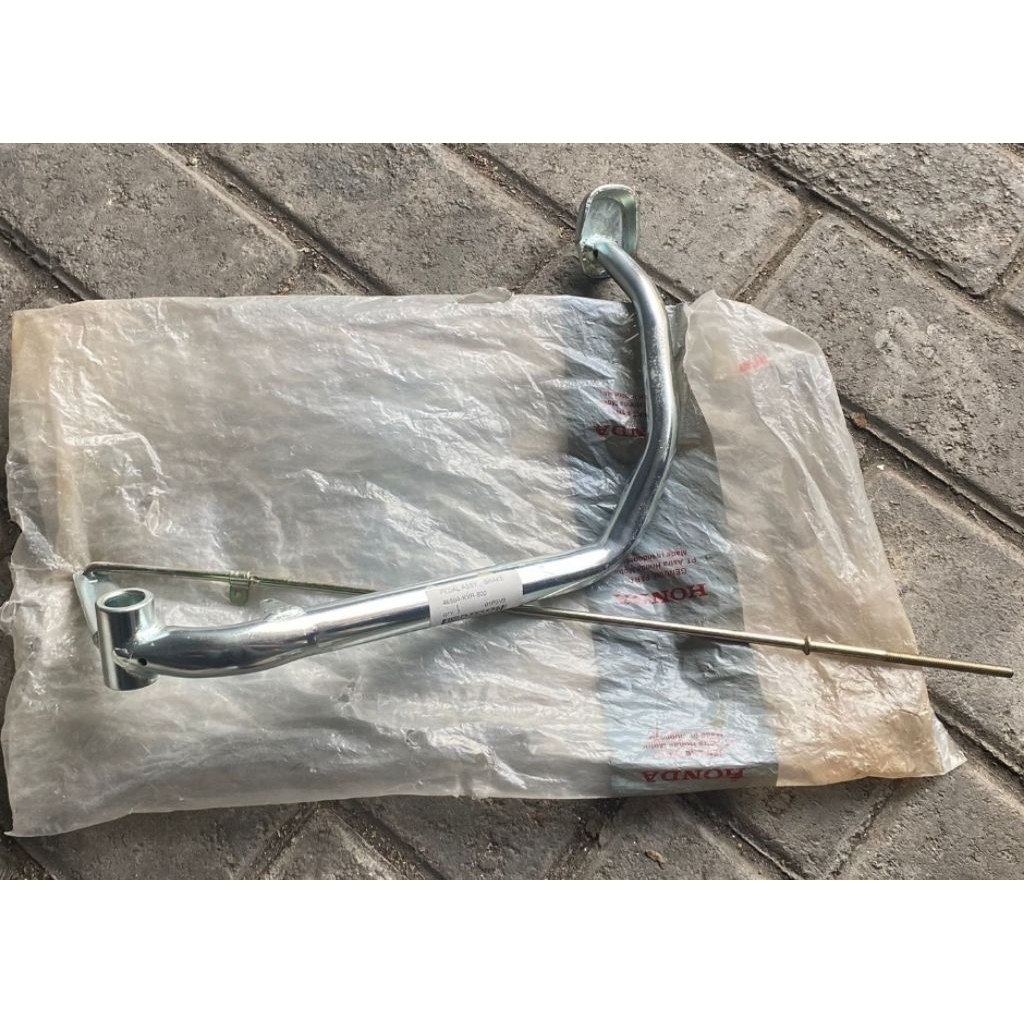 4650A KVR 600 PEDAL REM BELAKANG HONDA REVO 100 LANCIP ASSY ORIGINAL AHM