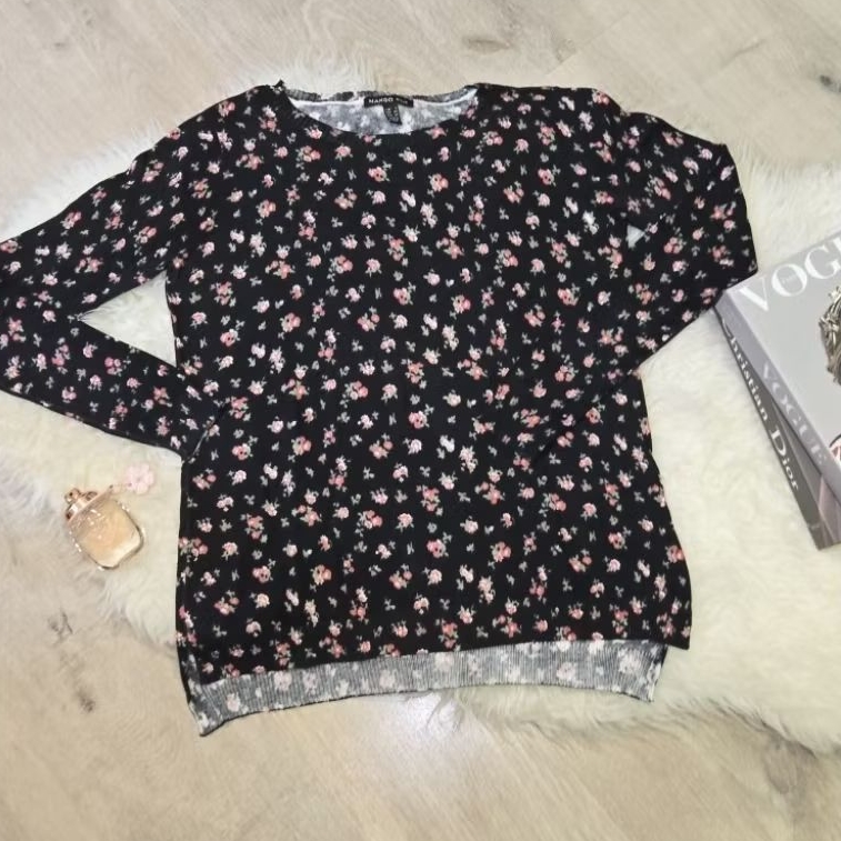 preloved knit flowers mango