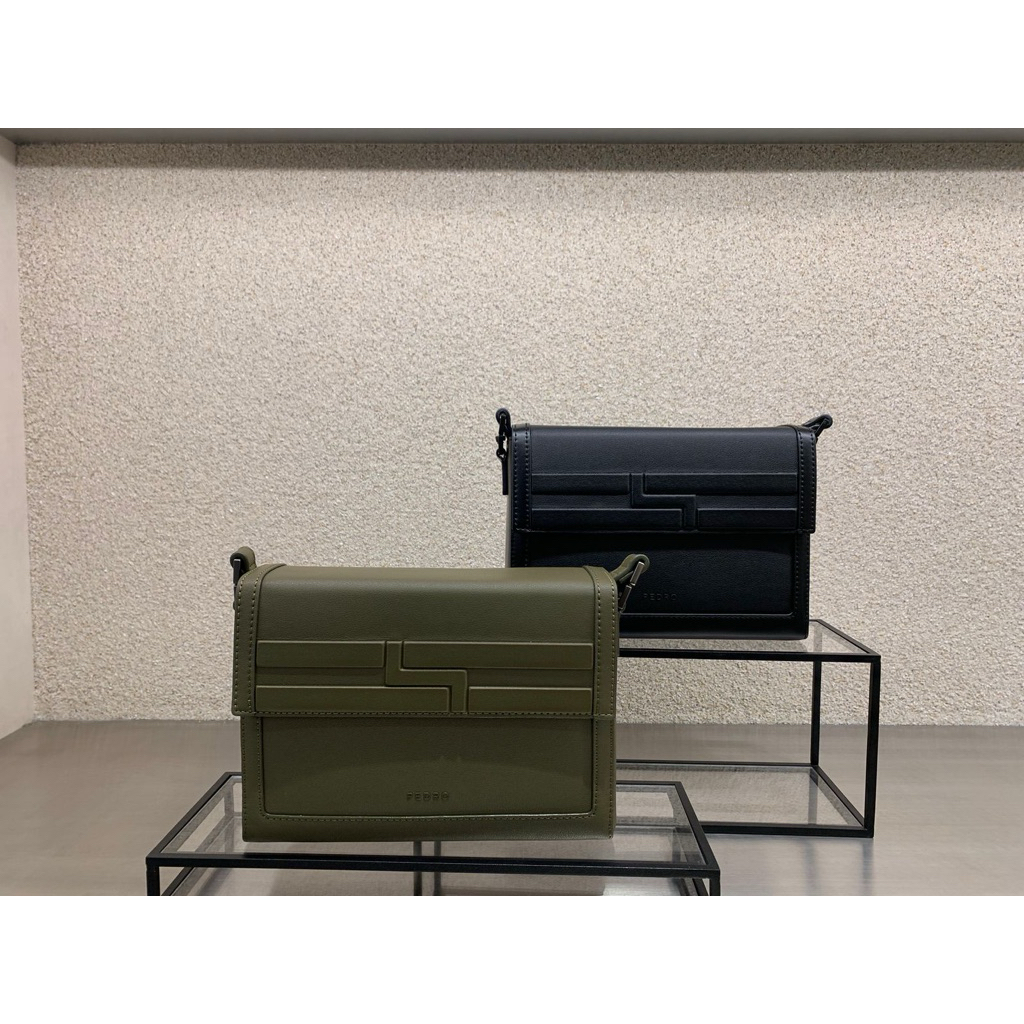 Tas pria slempang Pedro original