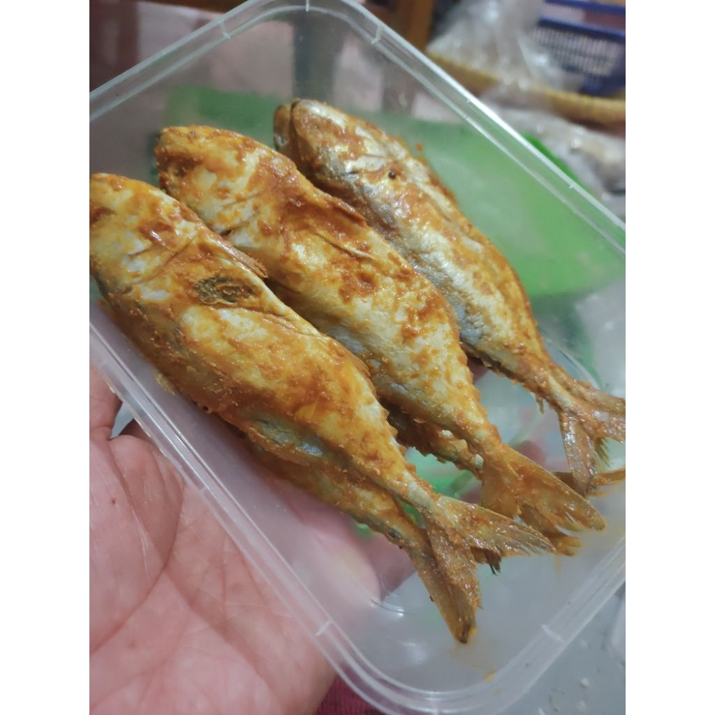 

ikan asin peda merah 1 box isi 5/pedamerah super