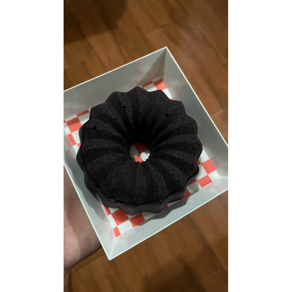 

BOLU KETAN HITAM KEJU LUMER (Cream Cheese)