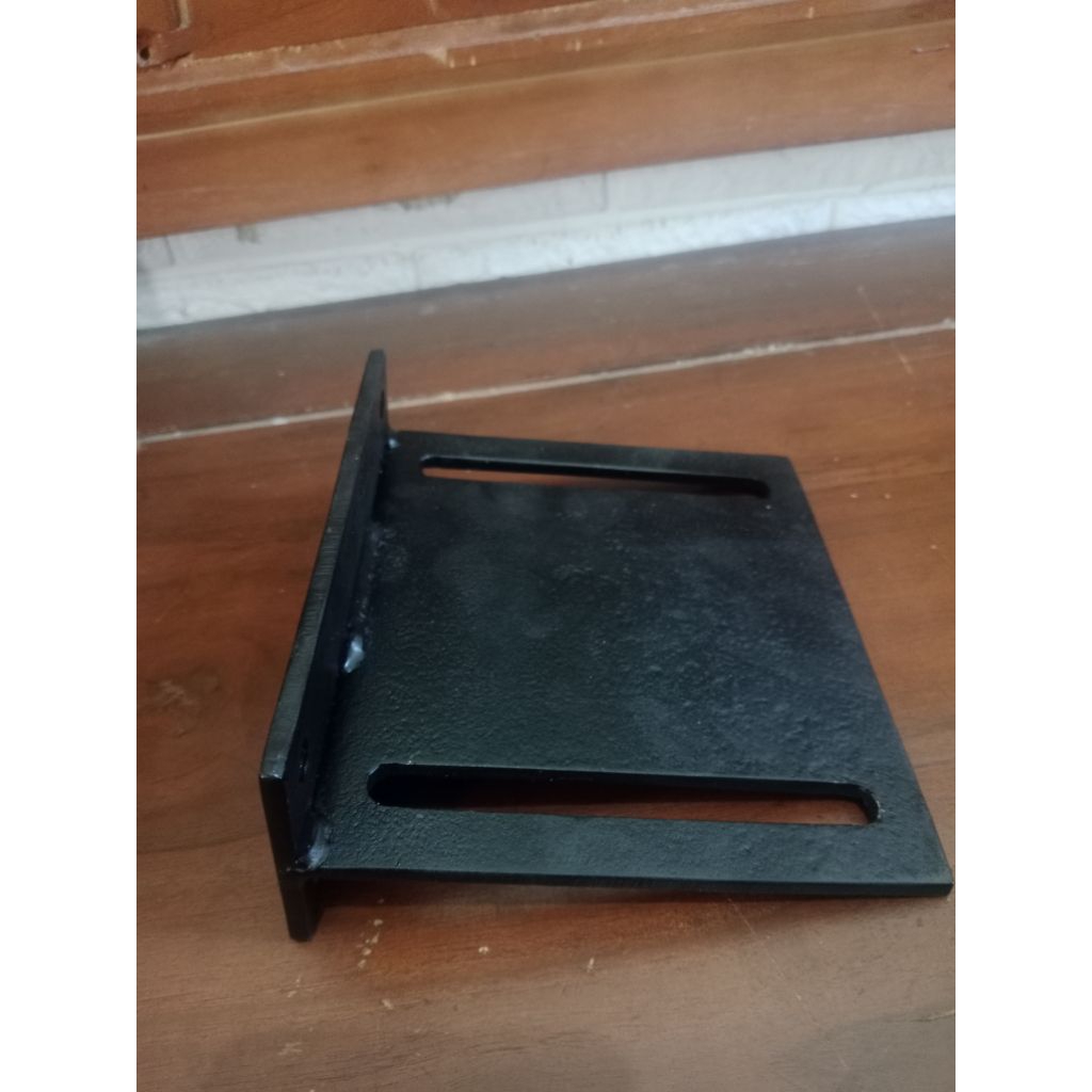 Braket roda geser pintu pagar