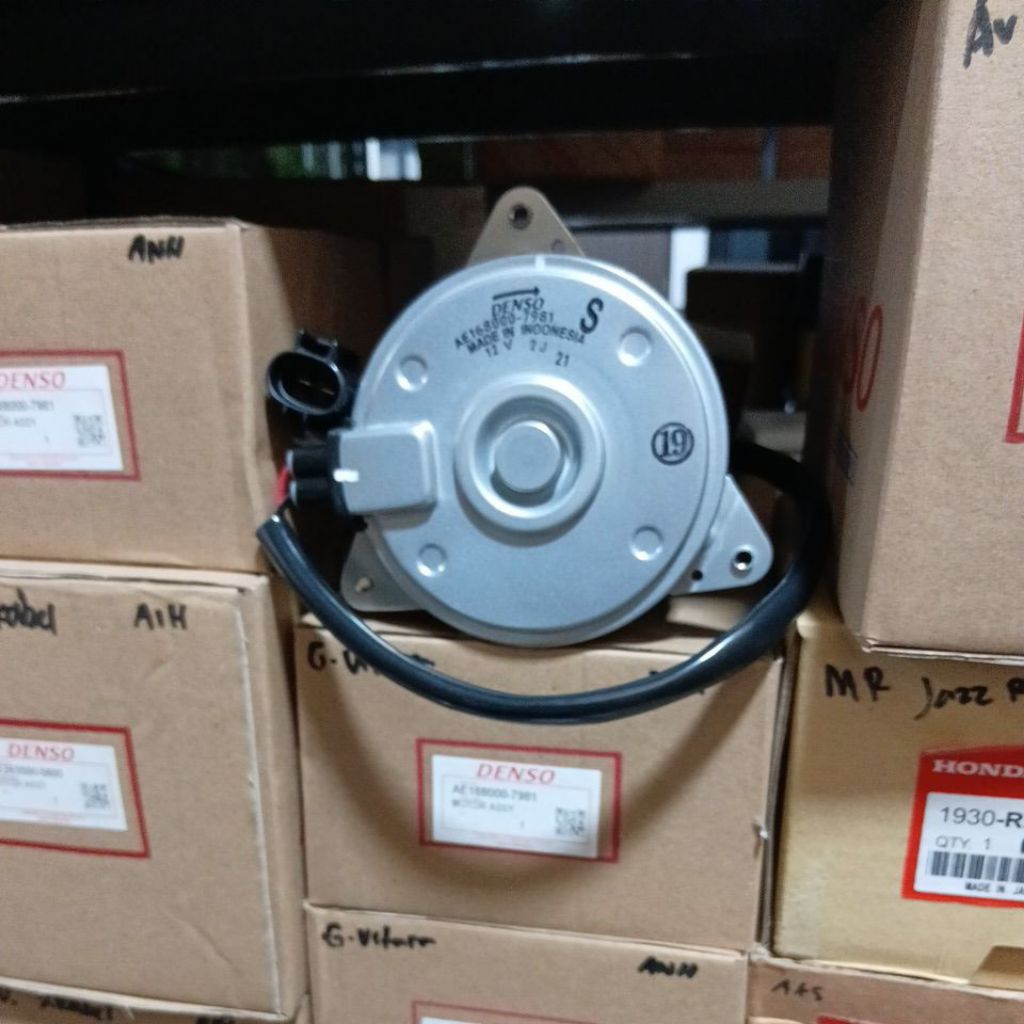 dinamo motor fan ac mobil grand vitara asli denso
