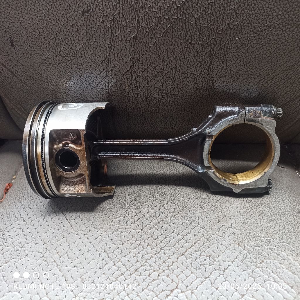 Stang piston + piston suzuki grand vitara 2.0 original