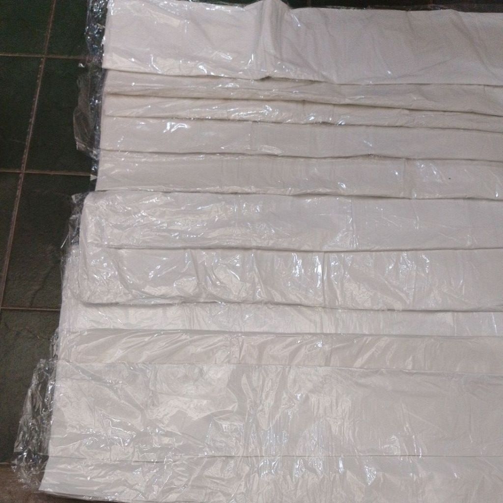 Latopia_ 10 Lembar Plastik Cor Pe 0.5 X 1M X 25M , , Plastik Penutup Mebel Furniture Kursi Sofa.