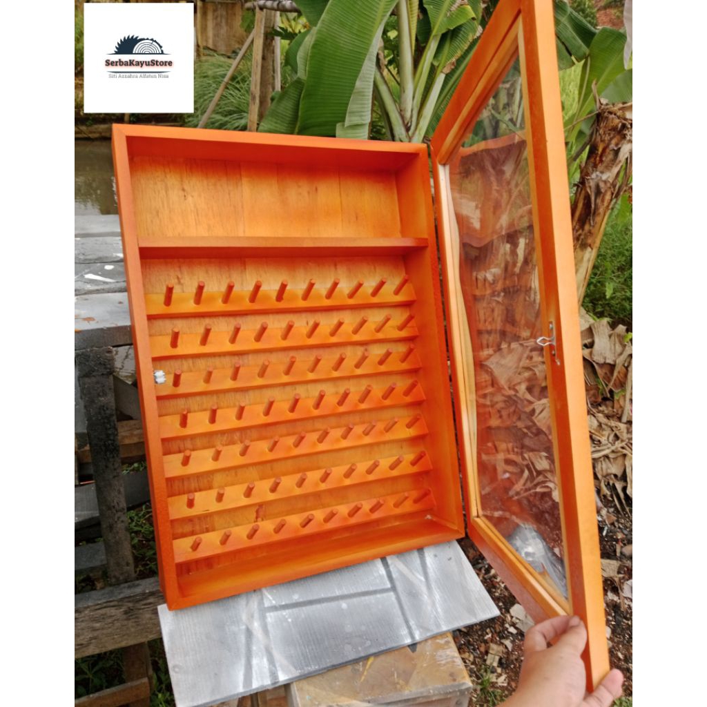 Rak Benang moderen / Rak Benang dengan pintu/ Rak benang bagus/ Rak benang jahit / Rak Benang gantun