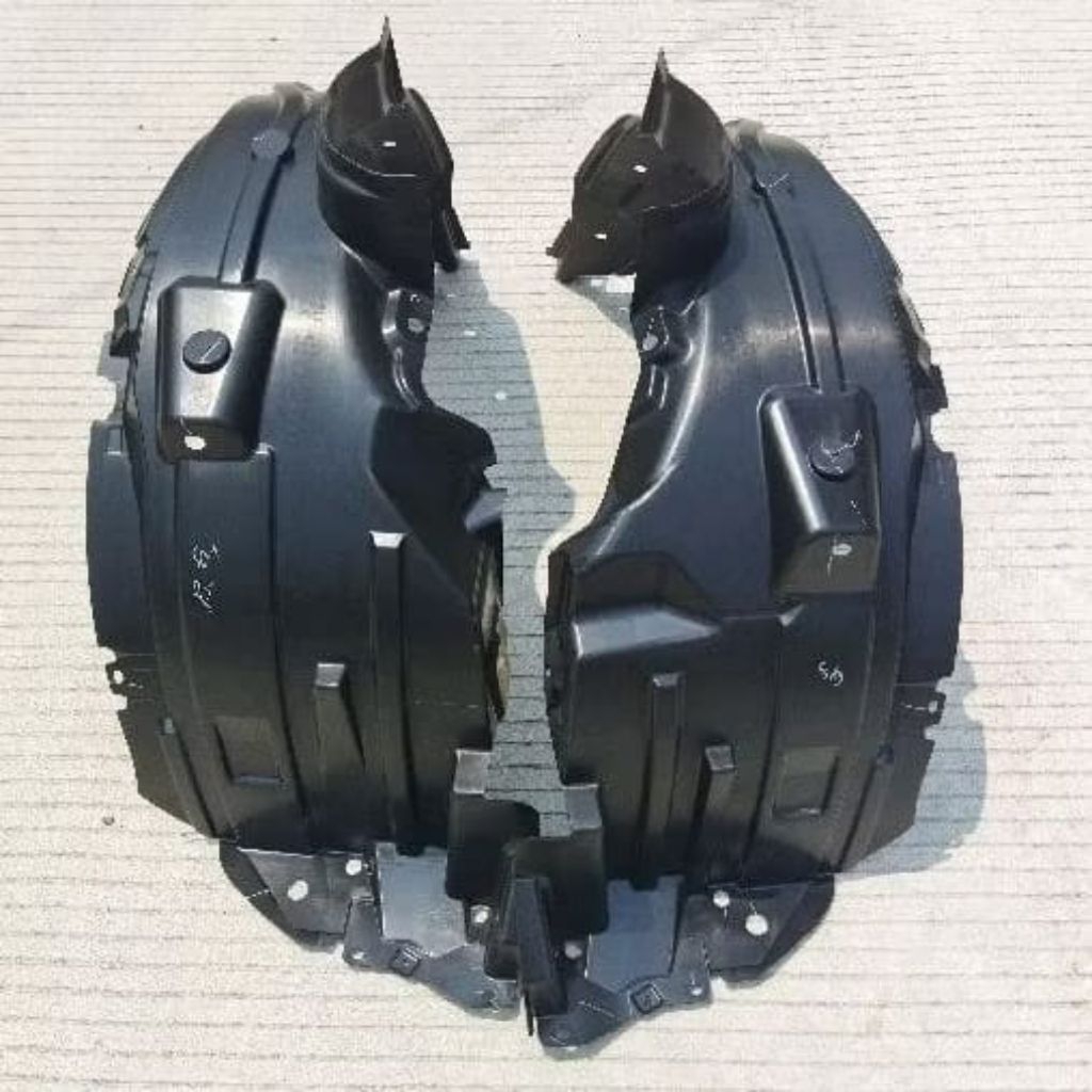 liner fender mobil dihatshu calya sigra tahun [ 2016 up 2024 ]