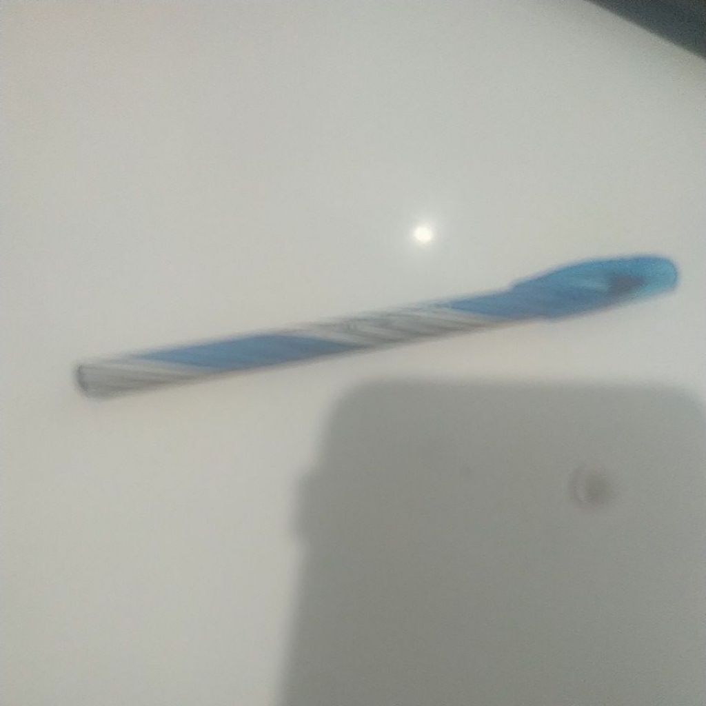 

pulpen warna hitam
