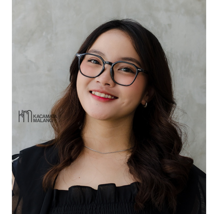 Kacamata Malang - Kacamata Kotak Simple Elegant - Kinanti 02