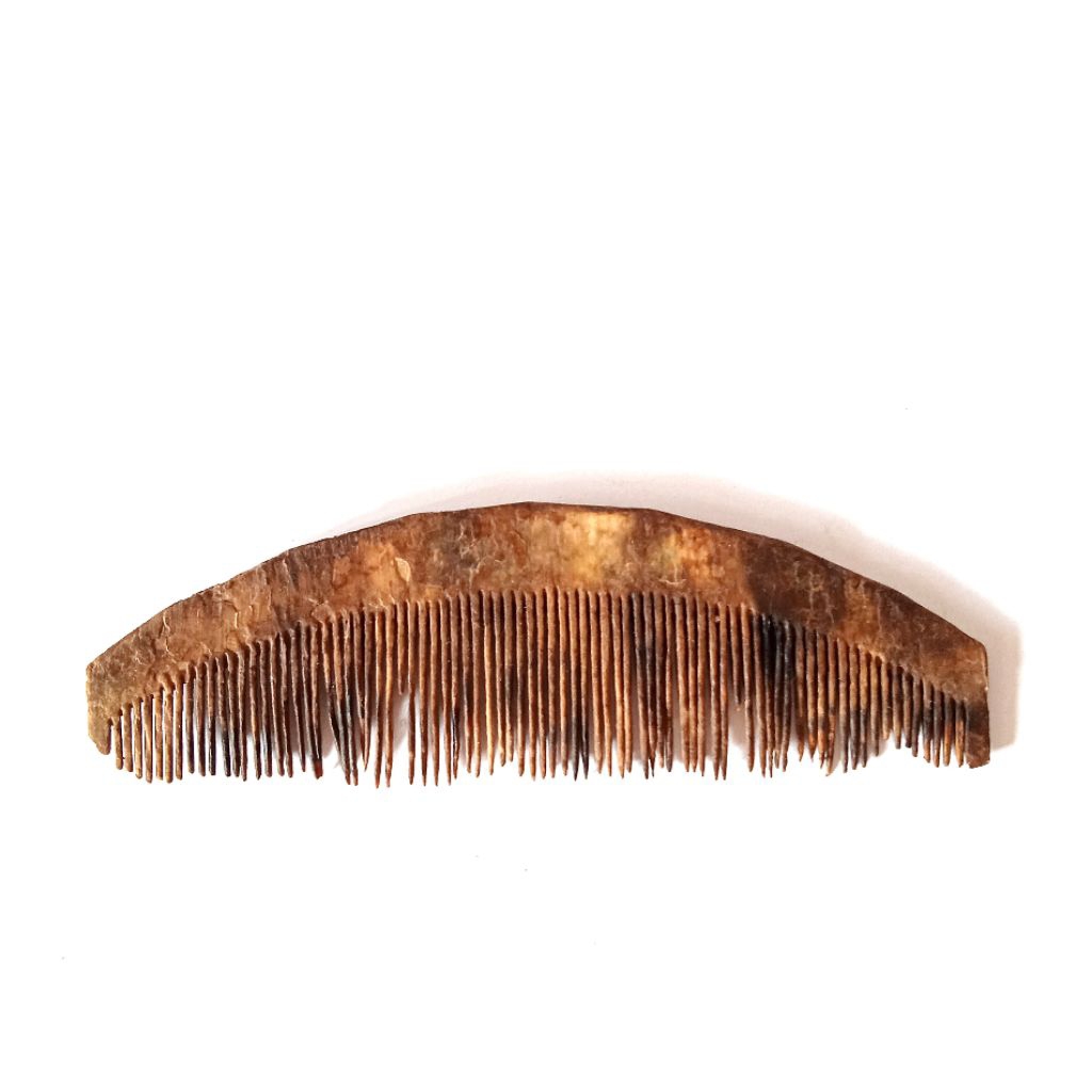 Antik Sisir Cina Peranakan Kuno Model Half Moon Bahan Kulit Penyu Ukuran Lumayan Besar Tua Layak Kol