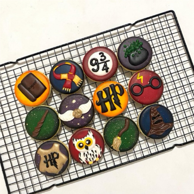 

Harry Potter Cookies – (7-8cm) Kukis Hias / Sugar Cookies / Icing Cookies / Hampers Ulang Tahun Anak