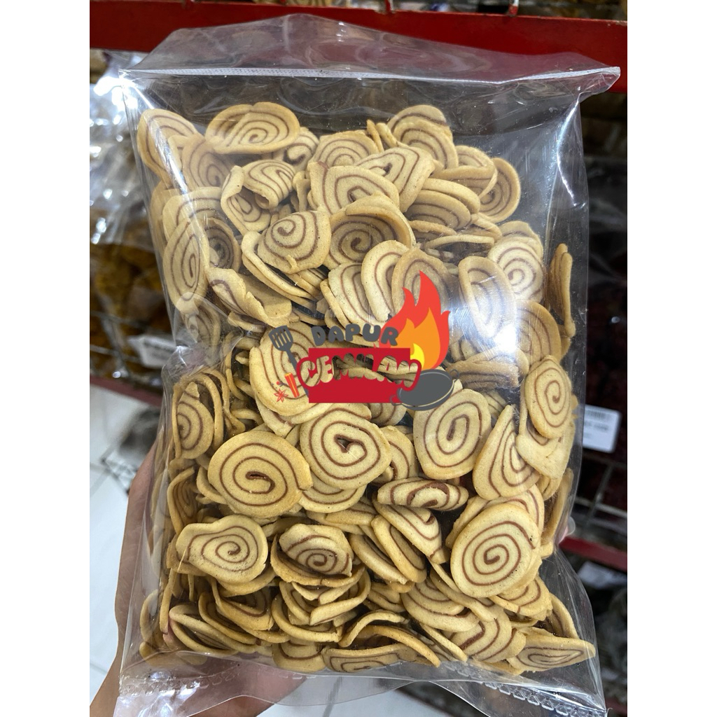 

Kuping Gajah Cream Cemilan Manis Kuping Gajah 250g