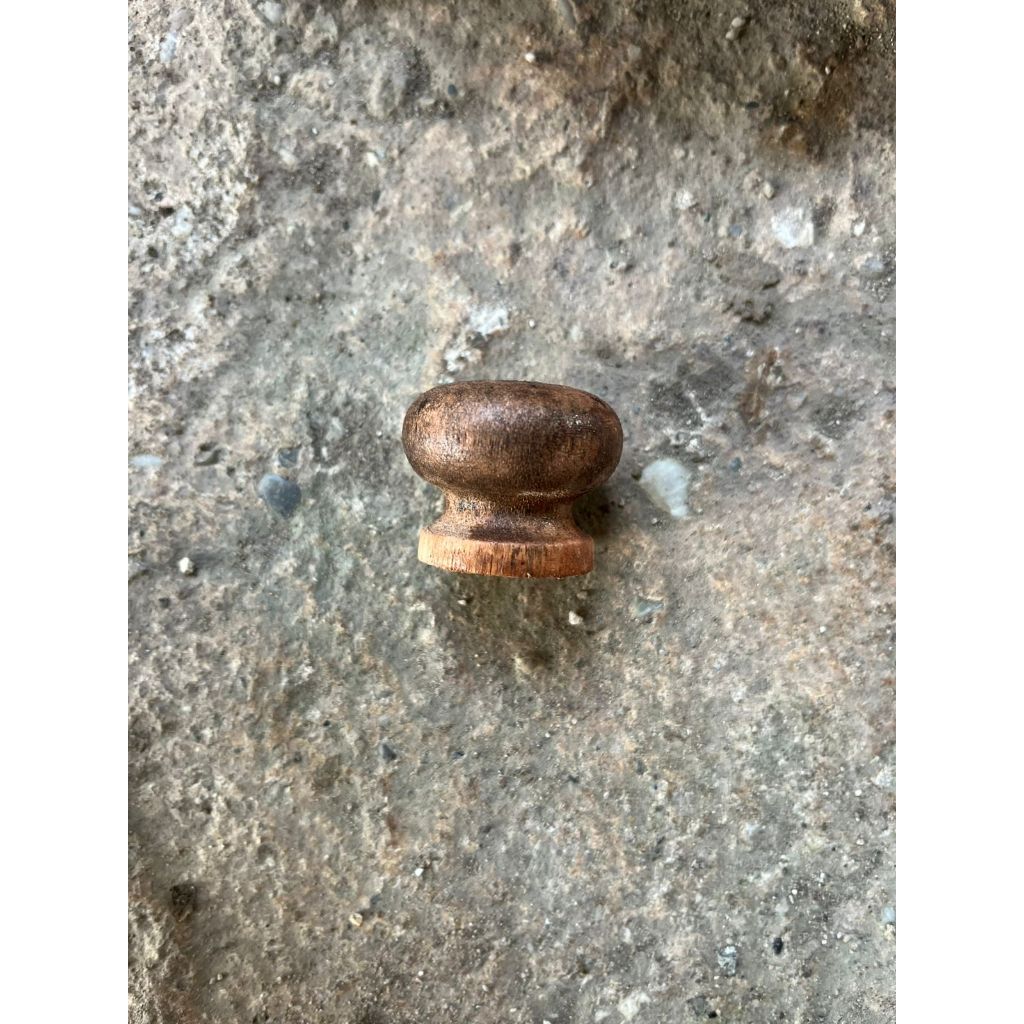 Kenop Kayu / Tarikan Laci Kayu Bulat