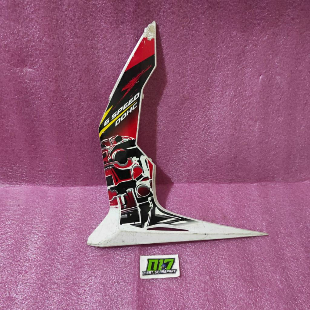 Cover Under Sayap Luar Honda Sonic 150 R LED Kanan Original