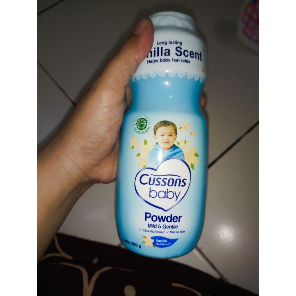 Bedak Bayi Cussons