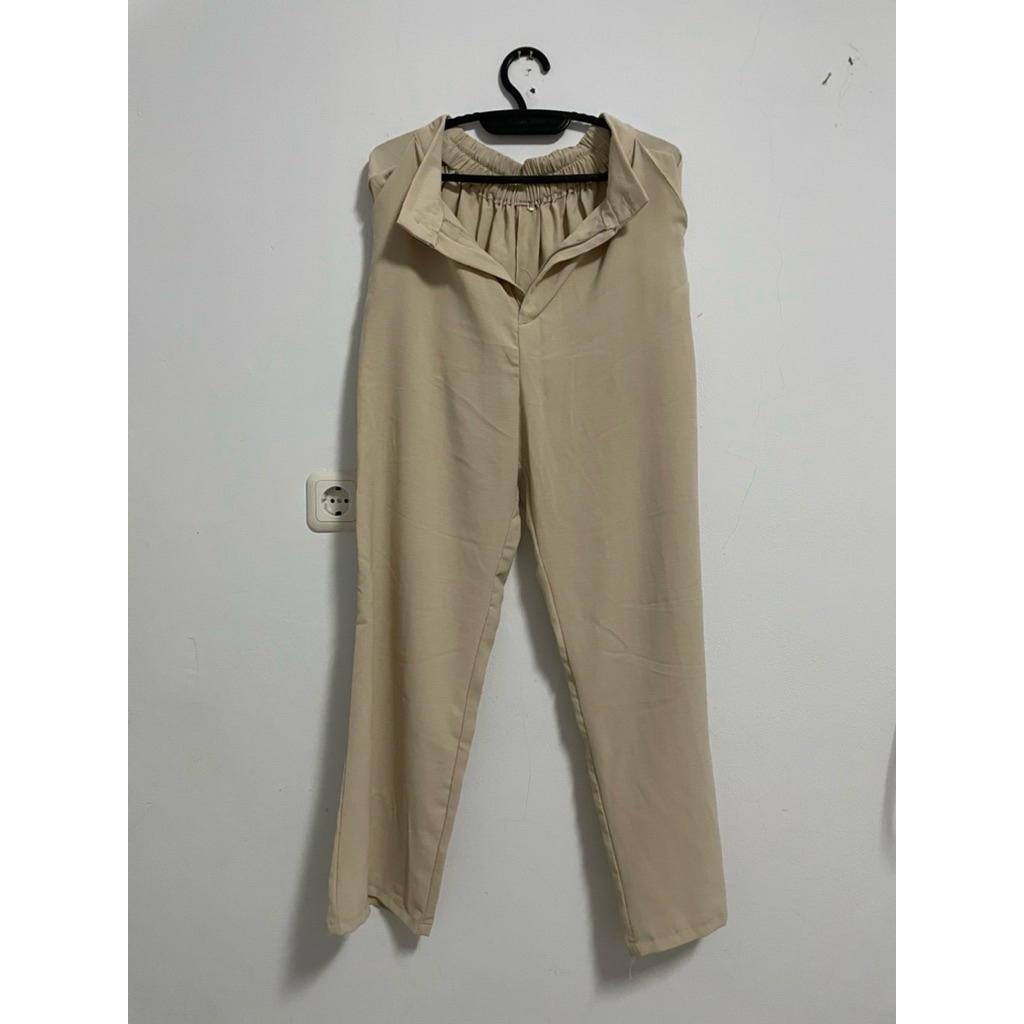 PRELOVED Celana Kulot Ivory