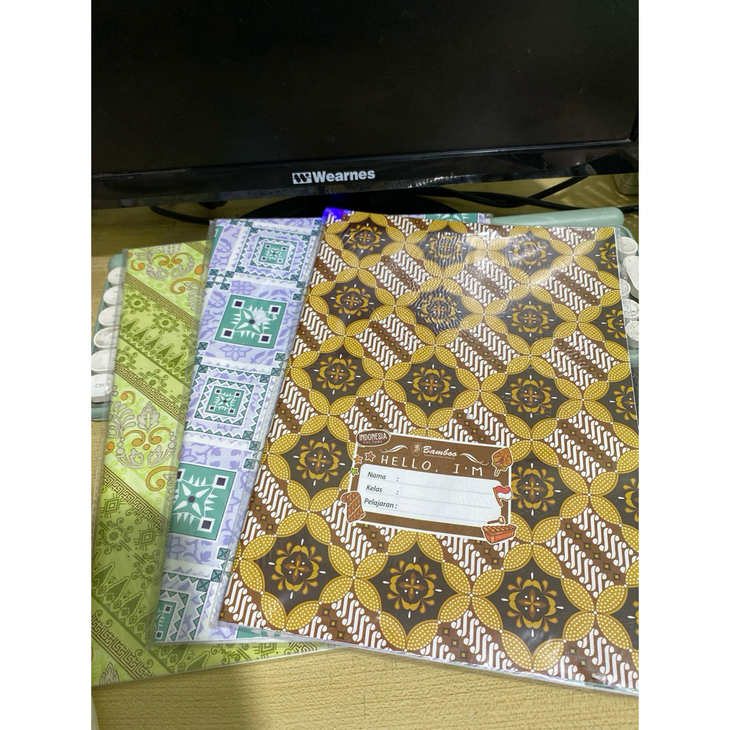 

sampul buku boxy