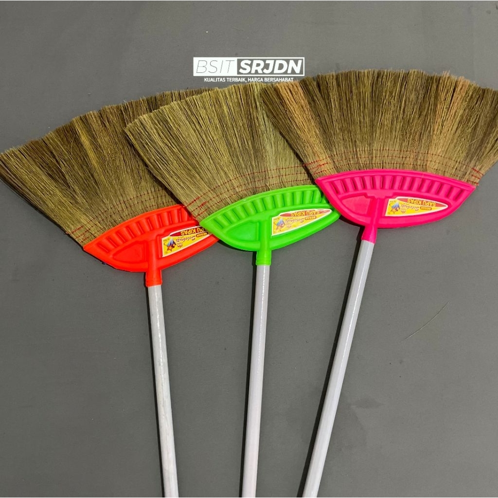Sapu rayung serbaguna untuk membersihkan lantai