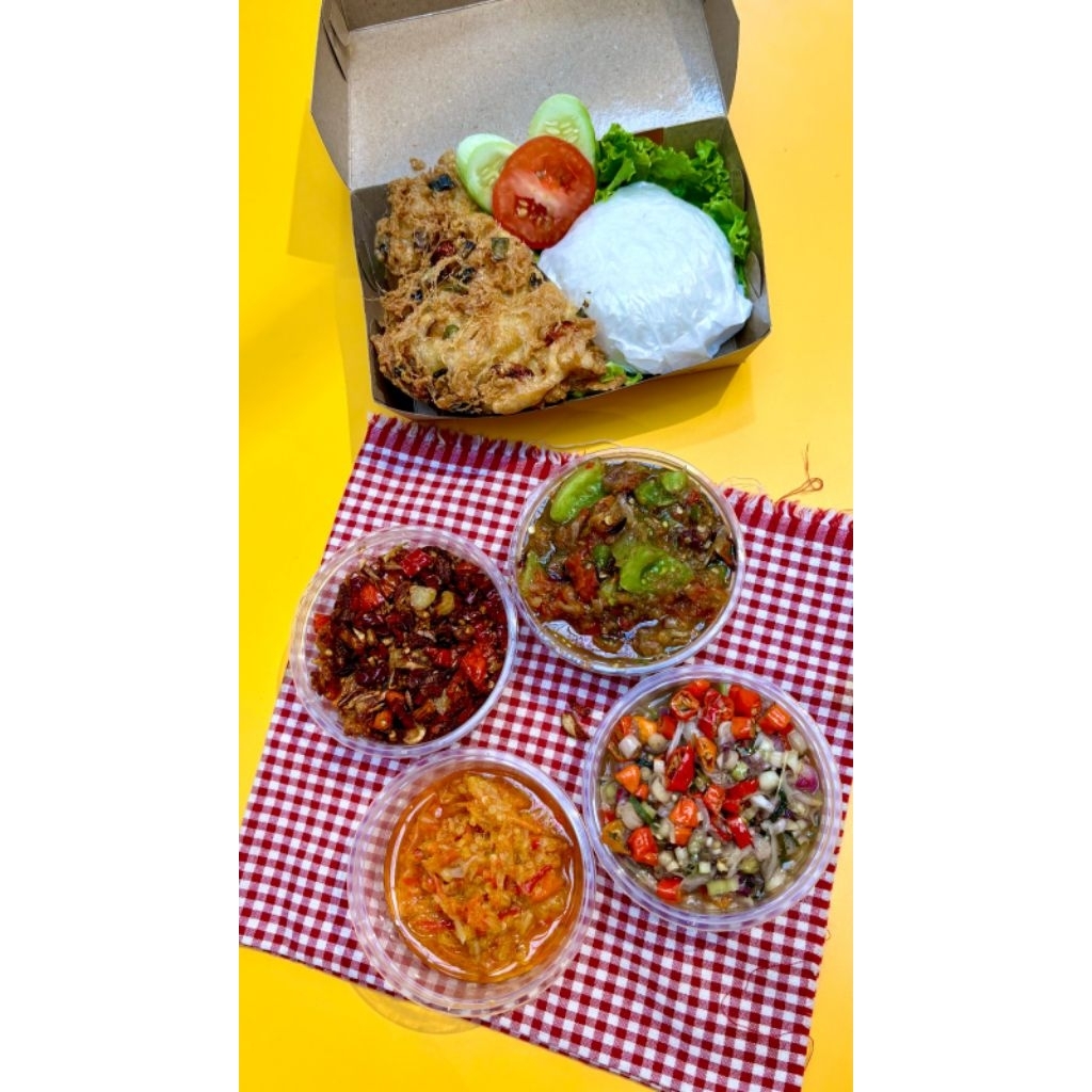 

Nasi telur barendo sambal bawang