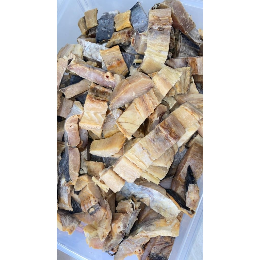 

IKAN ASIN DAGING TELANG TENGGIRI