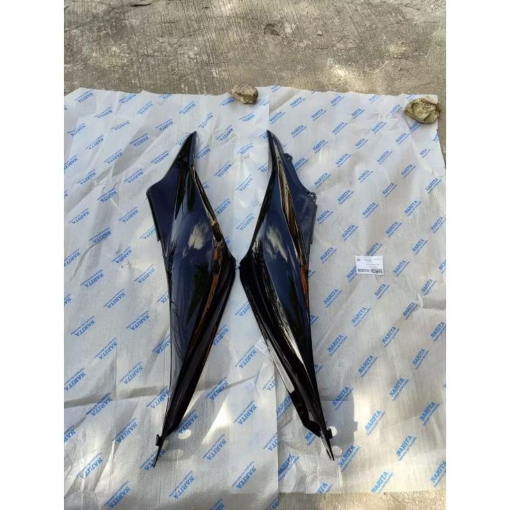 Cover body belakang kanan kiri revo absolut 110 hitam