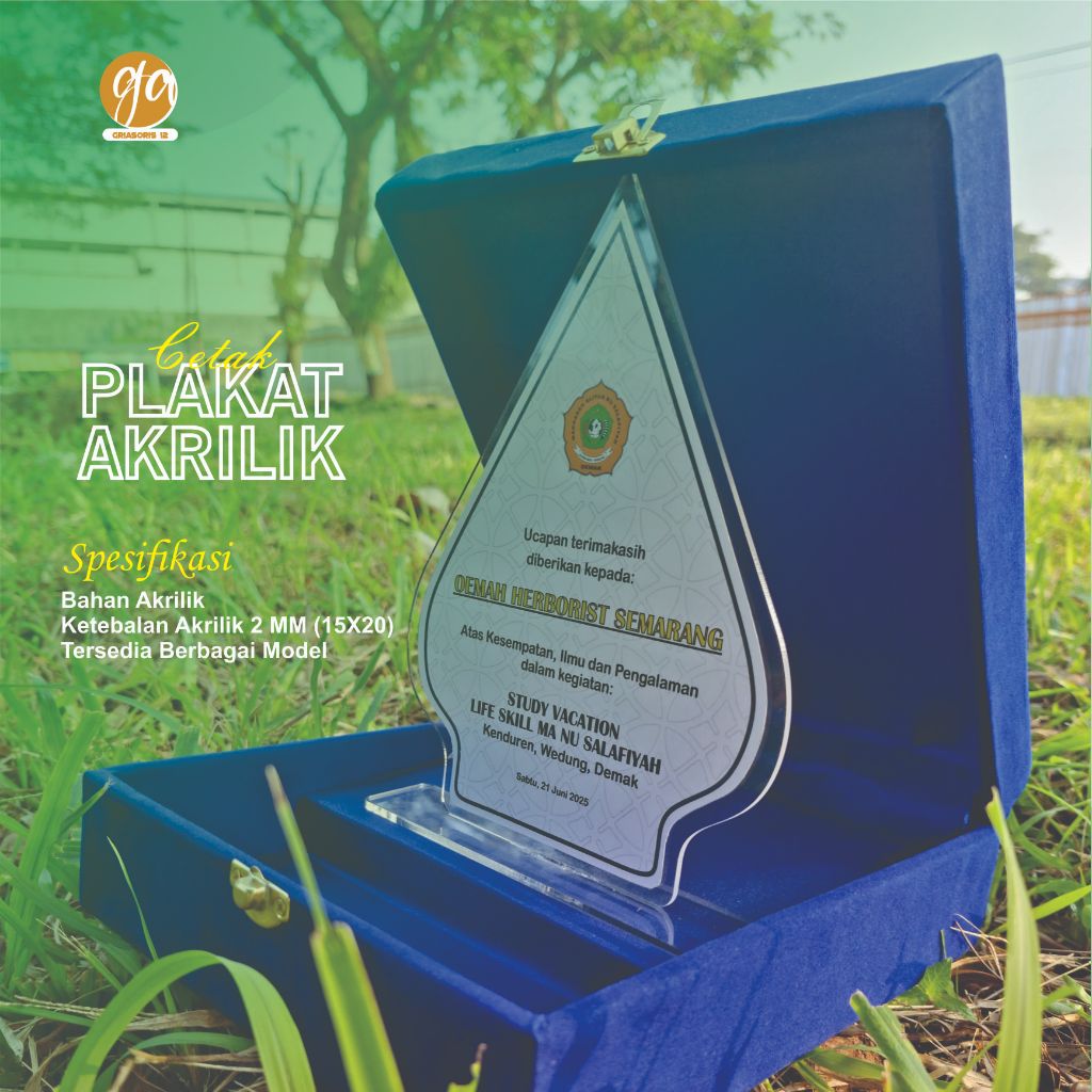 Plakat akrilik kenang-kenangan