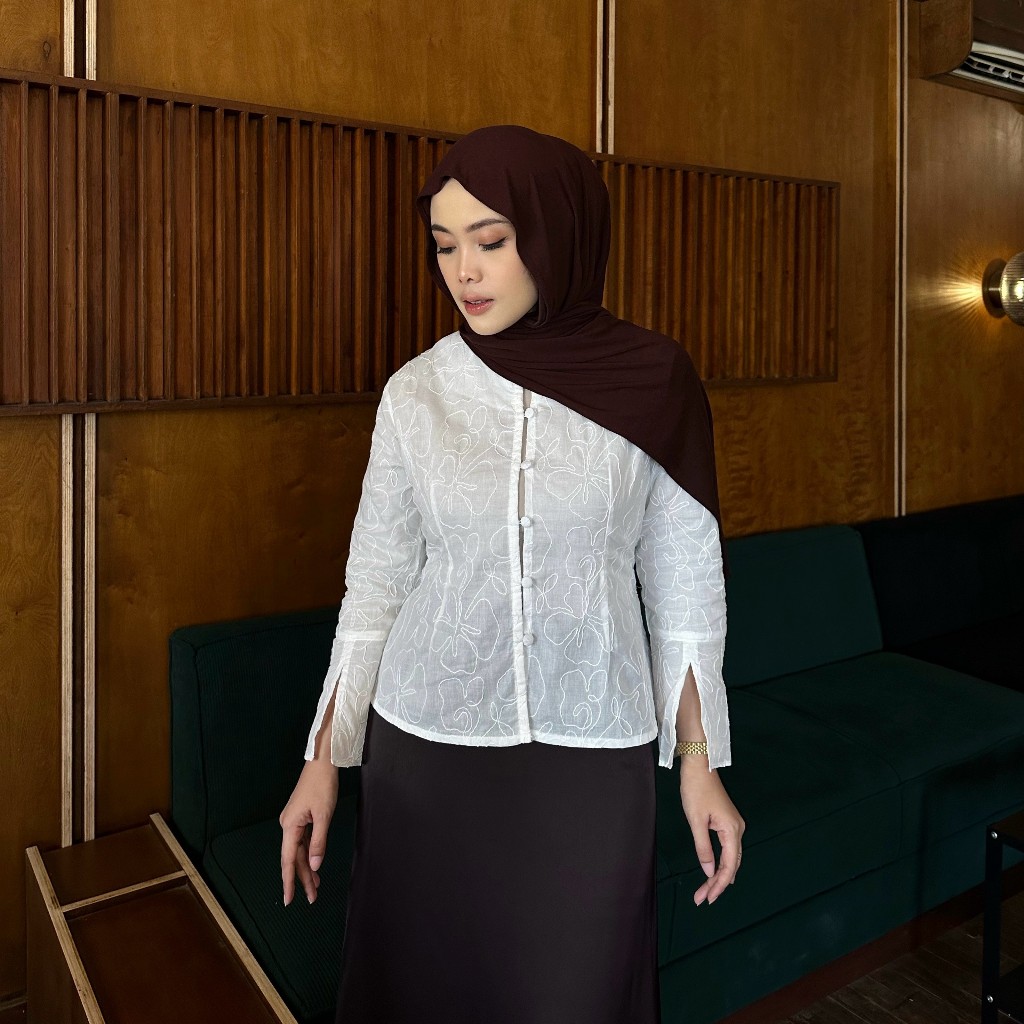 Renaette - PALOMA TOP - Atasan  - Blouse Embroidery - Baju Wanita Bordir Tali - Cotton All size