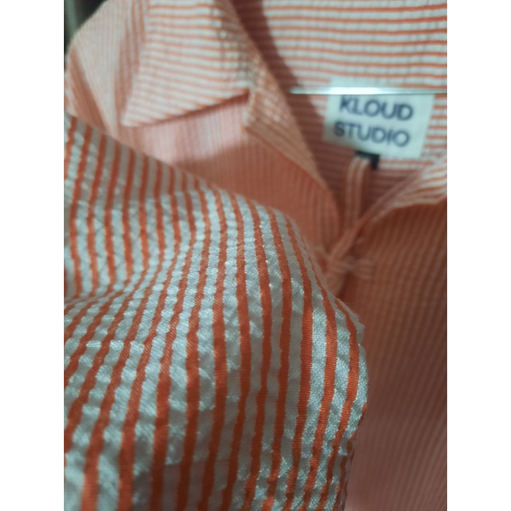 Preloved Kemeja Casual Unisex Kloud Studio - Anaheim