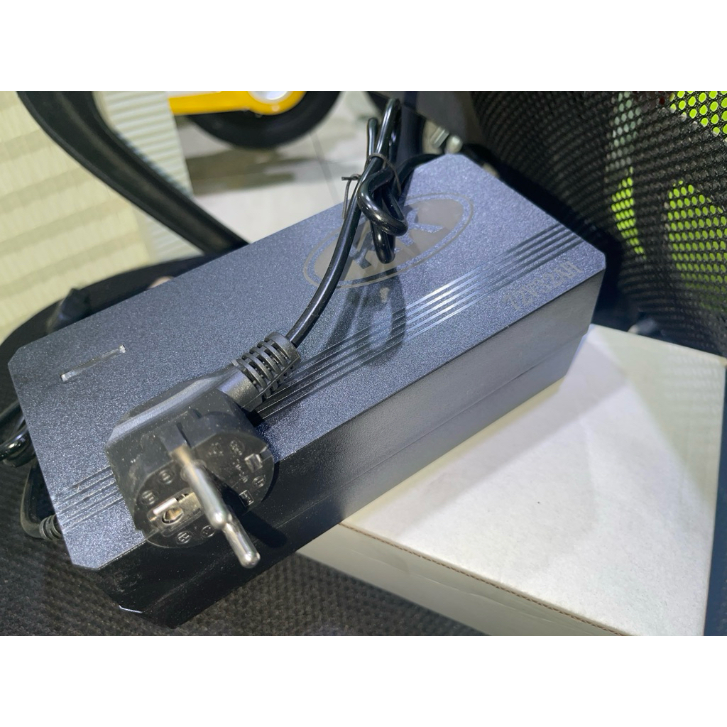 Charger Motor Listrik Lithium 72V