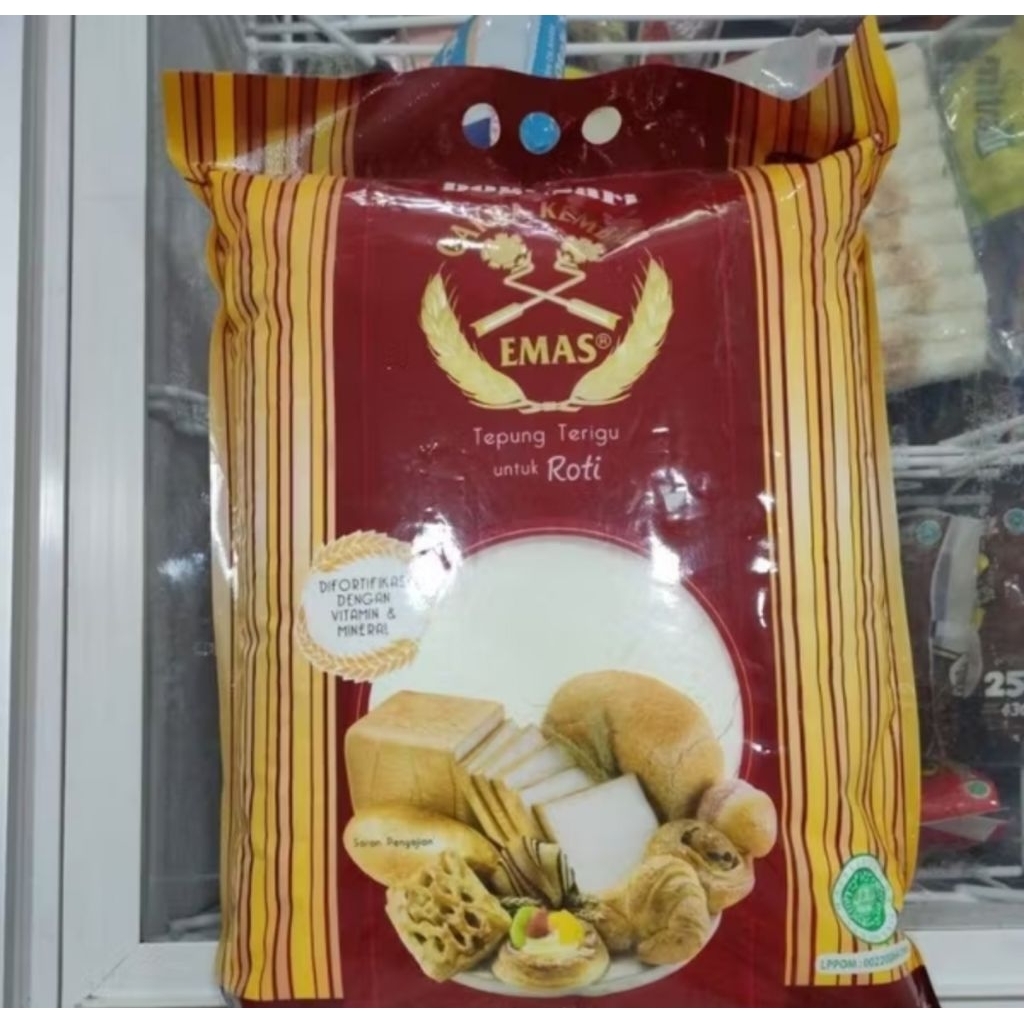 

Cakra Kembar Emas Tepung Roti rpck 500gr