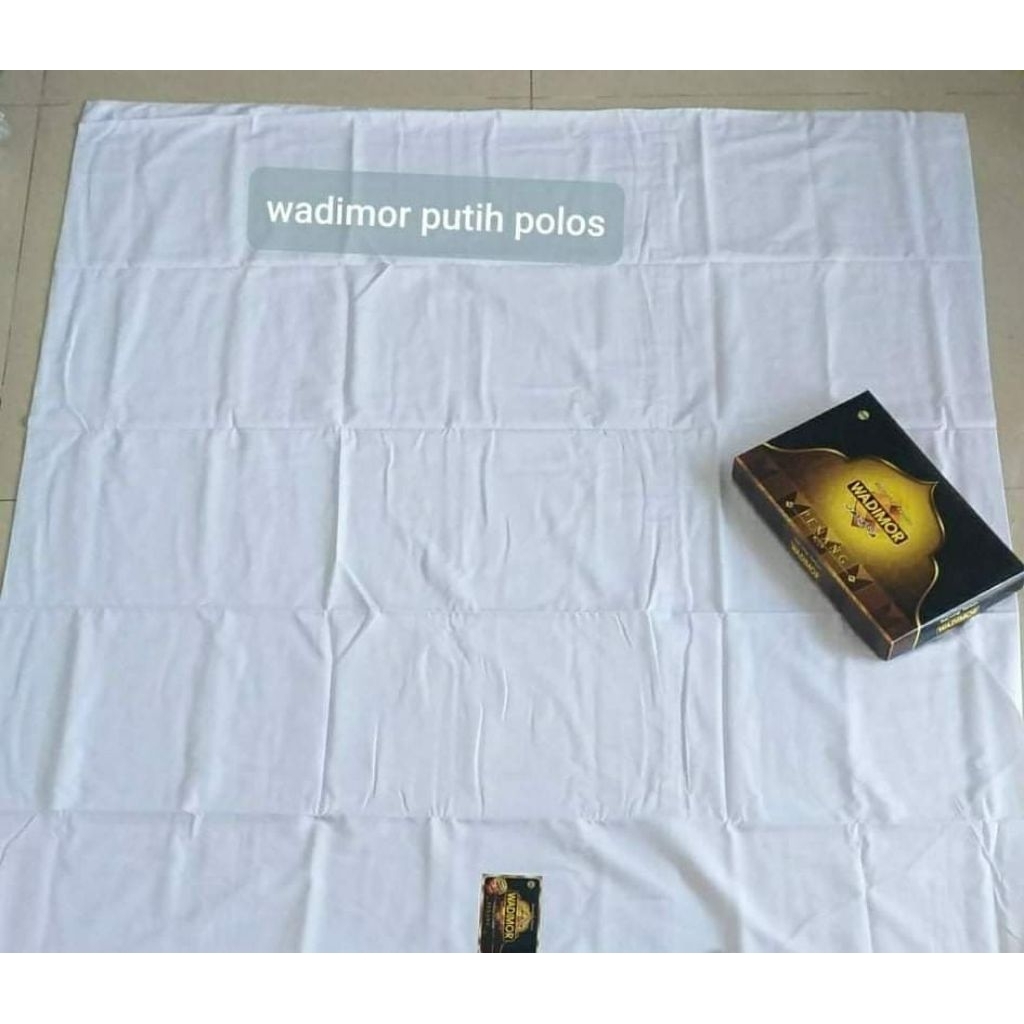 SARUNG WADIMOR DEWASA PUTIH POLOS