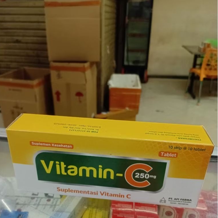 Vitamin C 250 mg box 100 tablet