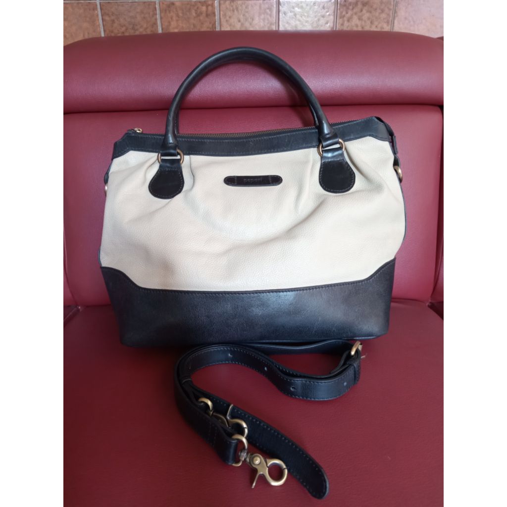 Preloved pepari handbag