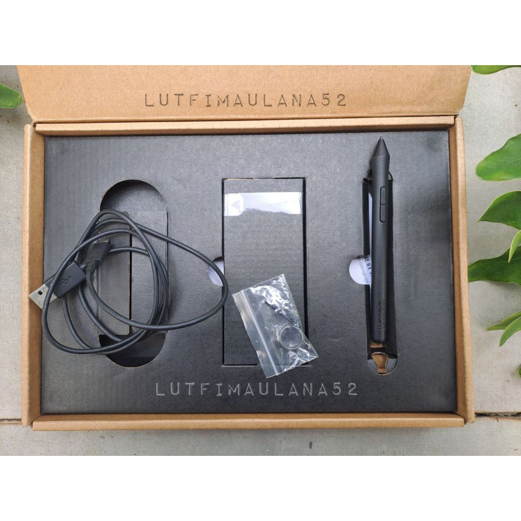 WACOM ONE CTL-672 CTL672 CTL 672 Preloved Second Bekas Drawing Tablet