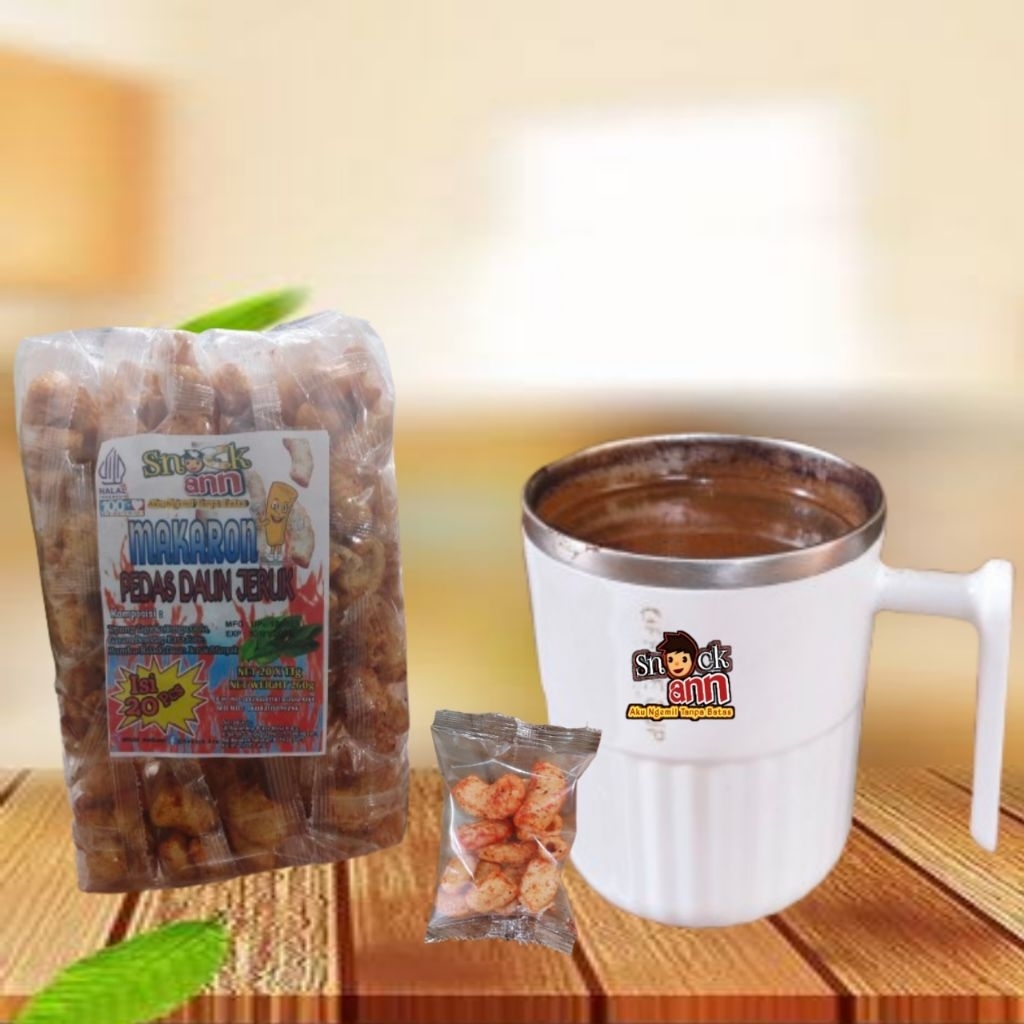 

Snack ann Makaroni Pedas Daun jeruk