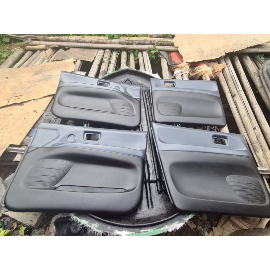 Doortrim kijang kapsul lgx lsx lx