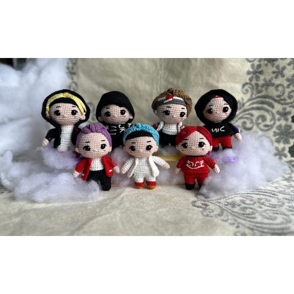 BTS MIC DROP AMIGURUMI KEYCHAIN gantungan kunci rajut