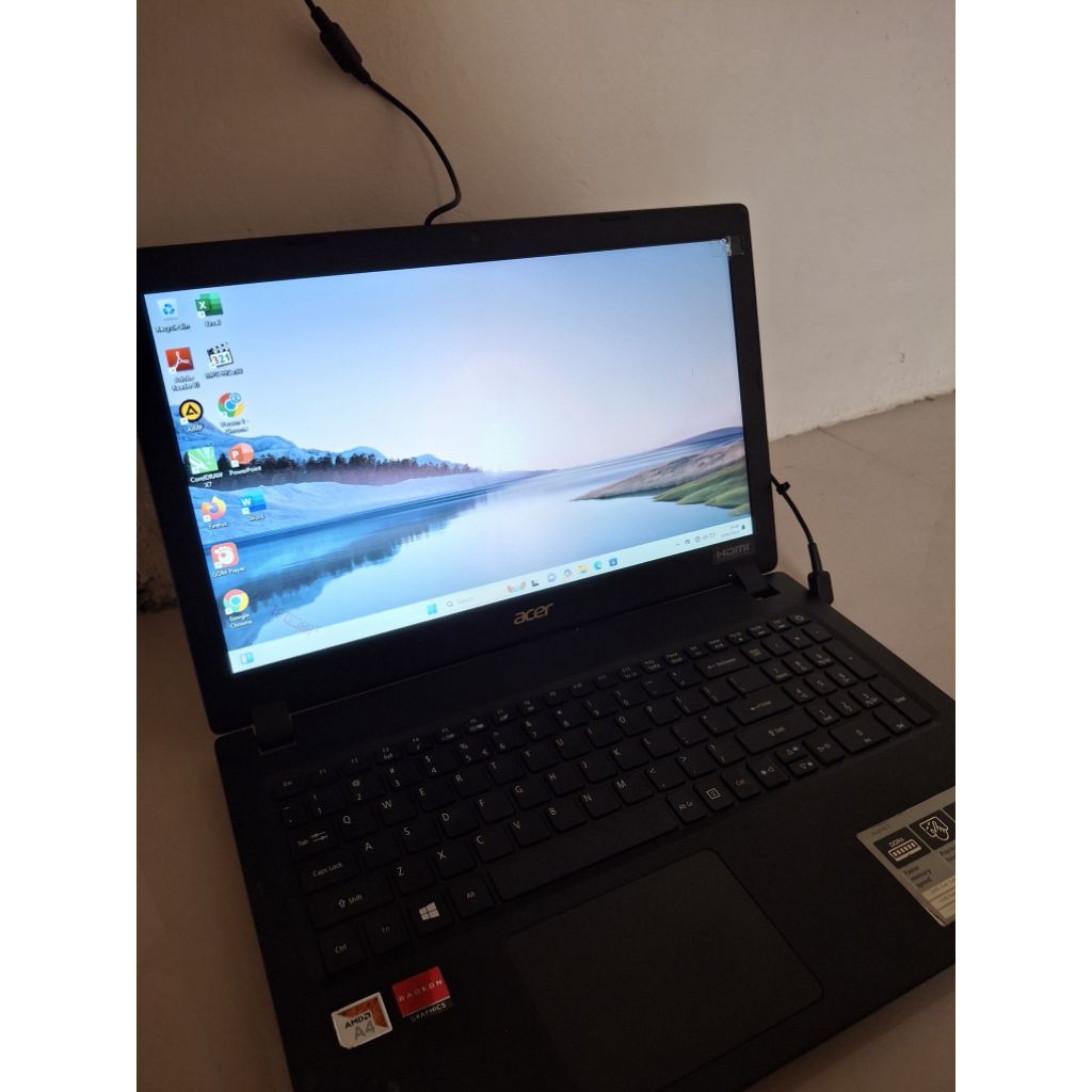 Laptop acer aspire 3 A315-53 intel 4/128GB SSD Fullset mulus 15 Inch second berkualitas original100%