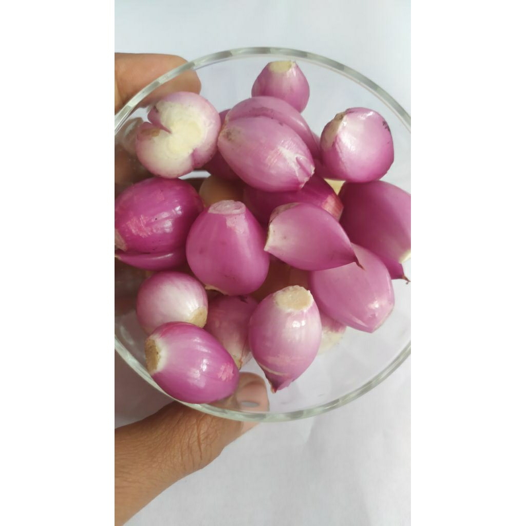 

Bawang merah kupas segar 250 gram