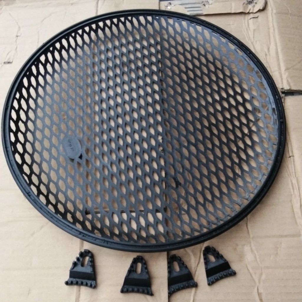 Tutup Speaker 15'inc