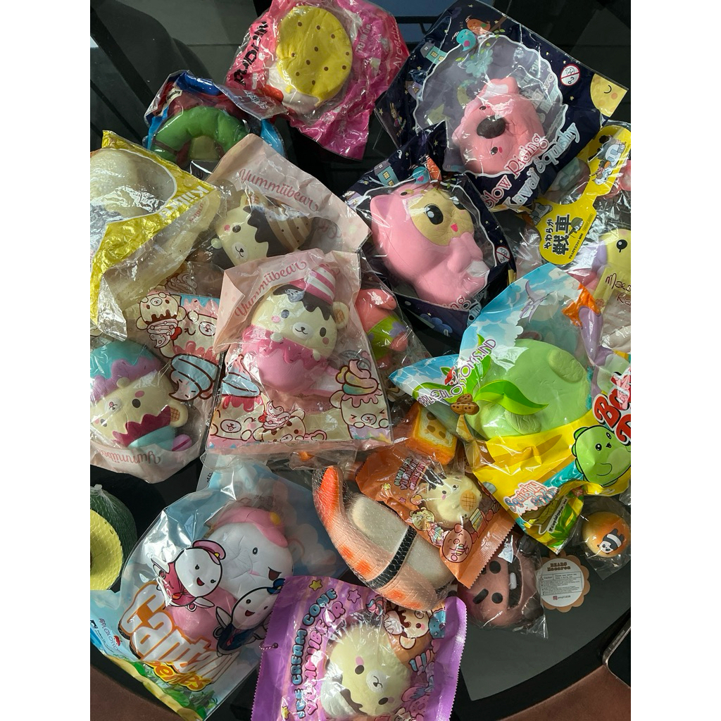 SQUISHY IBLOOM , PUNIMARU , POLI , SQUISHY TAG