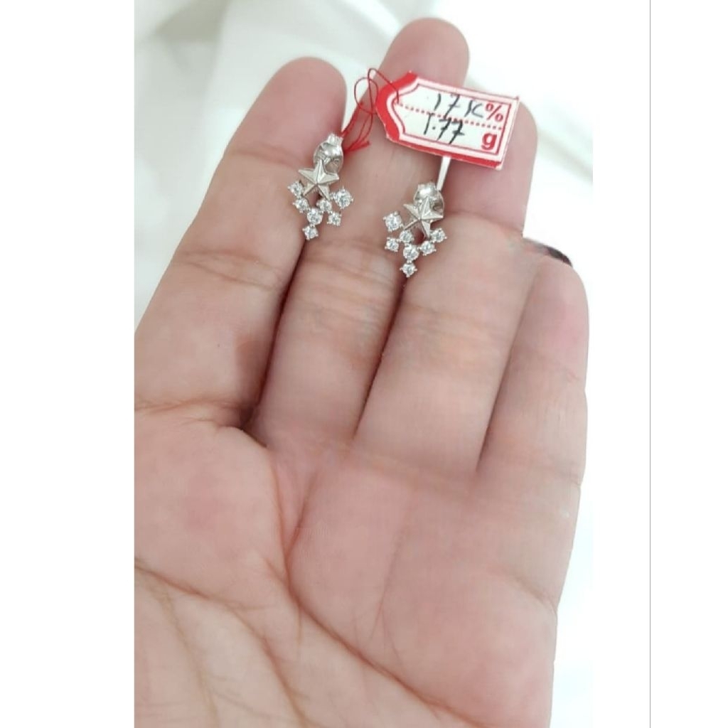 Anting emas 75 bintang laut