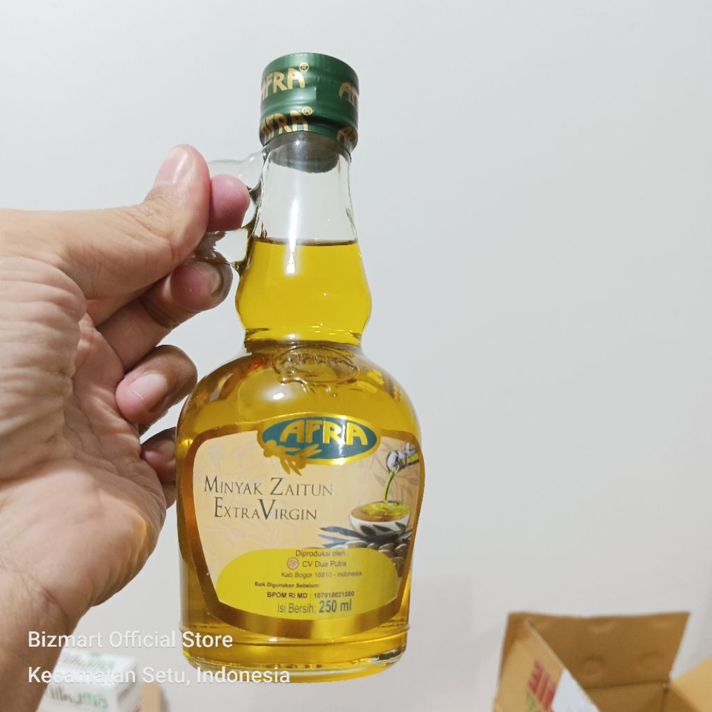 

Minyak Zaitun Afra 250ml Botol Canting Untuk Kesehatan | Extra Virgin Olive Oil 100% Murni Tanpa Campuran