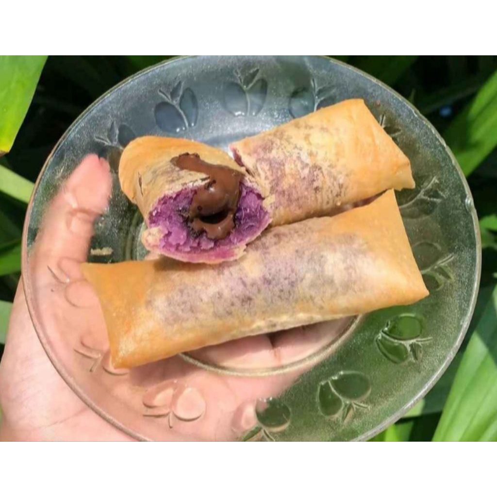 

Lumpia ubi ungu coklat