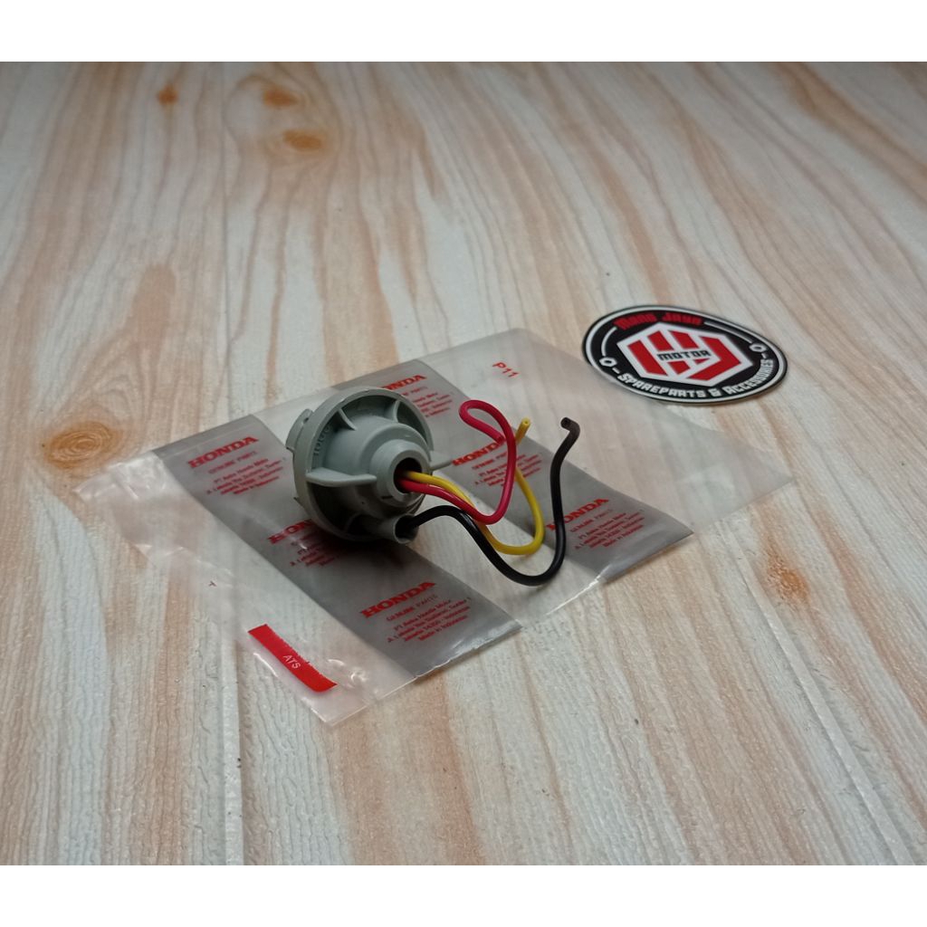 FITTING SOKET STOP LAMP LAMPU BELAKANG BEAT FI BEAT DELUXE BEAT STREET SCOOPY FI BLADE 110 BLADE 125