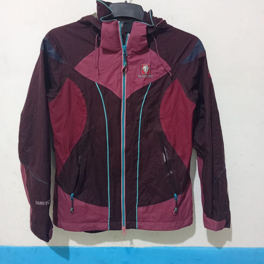 Black Yak Goretex Outdoor