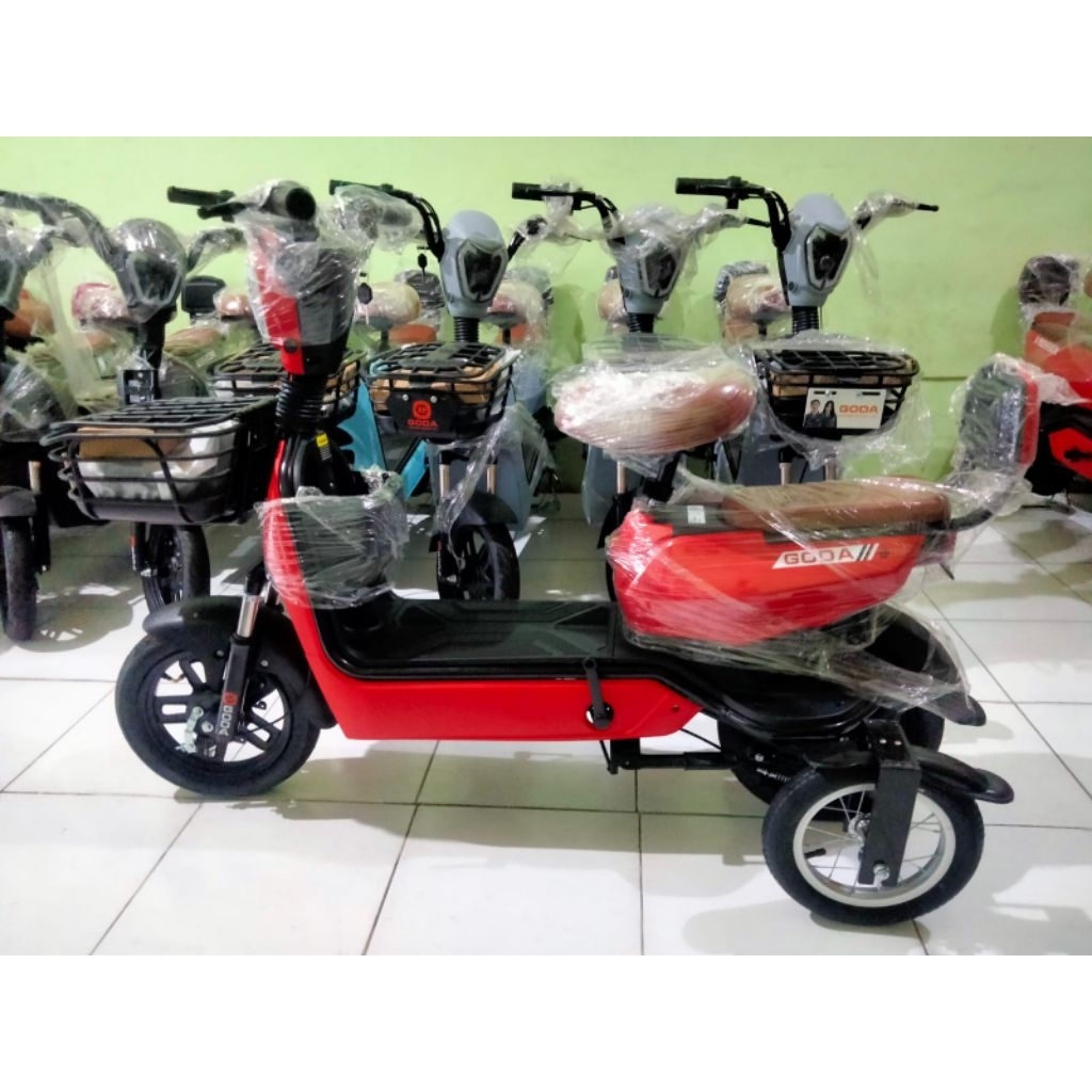 SEPEDA LISTRIK GODA 140L + RODA BANTU