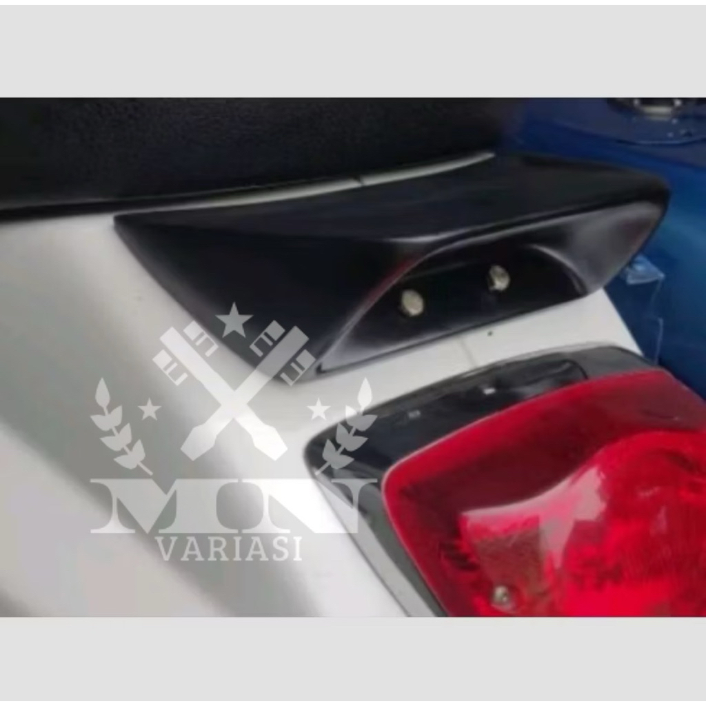 Ducktail Vespa matic S Ducktail Vespa matic LXiget