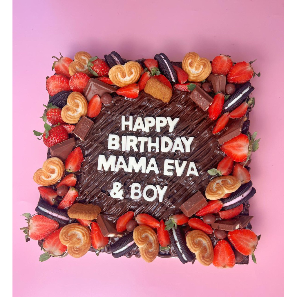 

promo!! brownies hias bisa request ukuran 24x24